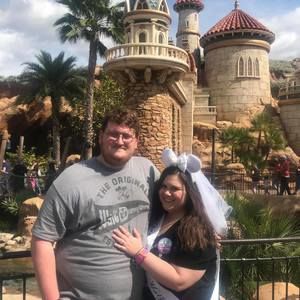 Meet your Posher, Leslie anne